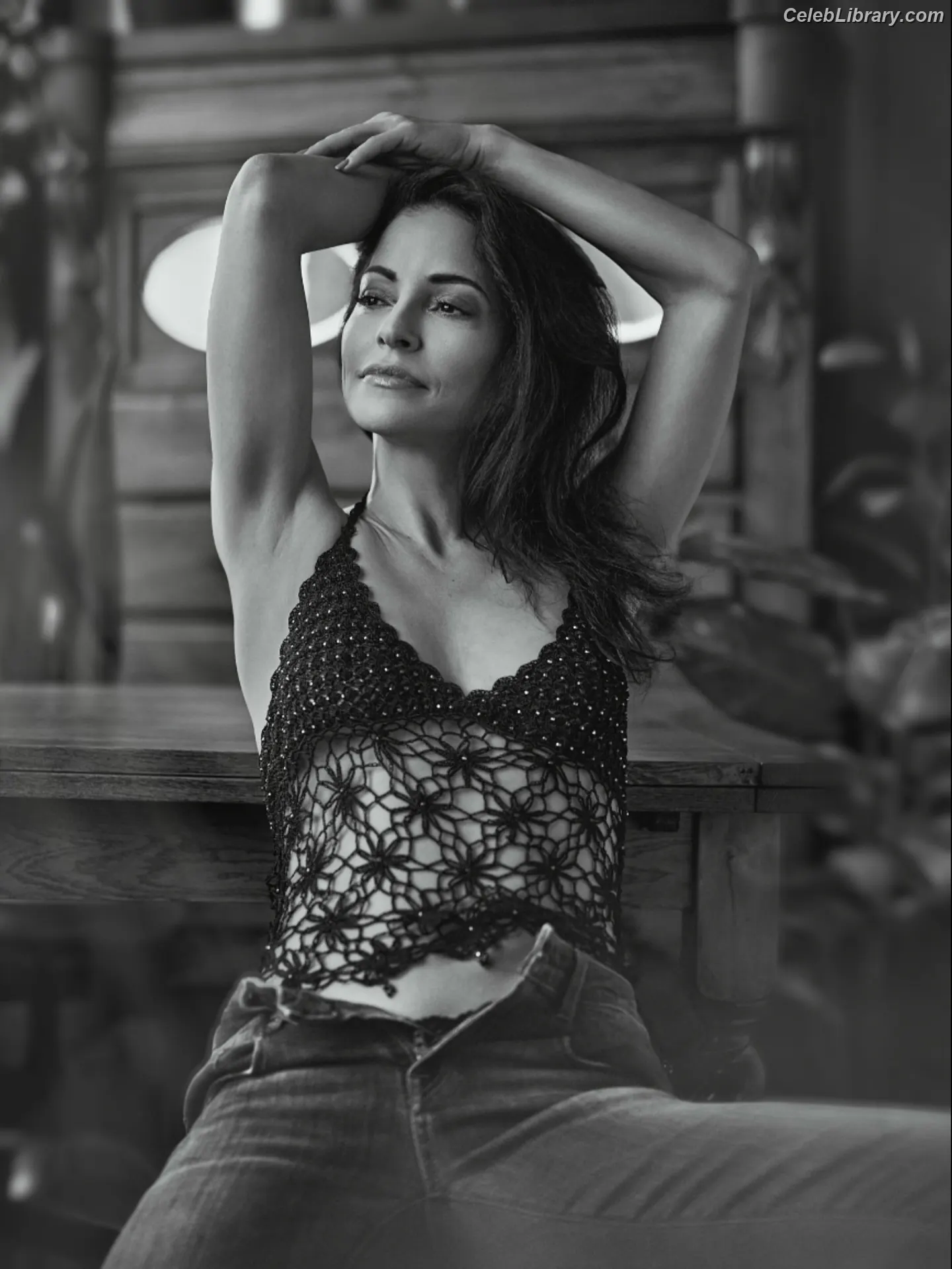 Emmanuelle Vaugier photo 8 of 20