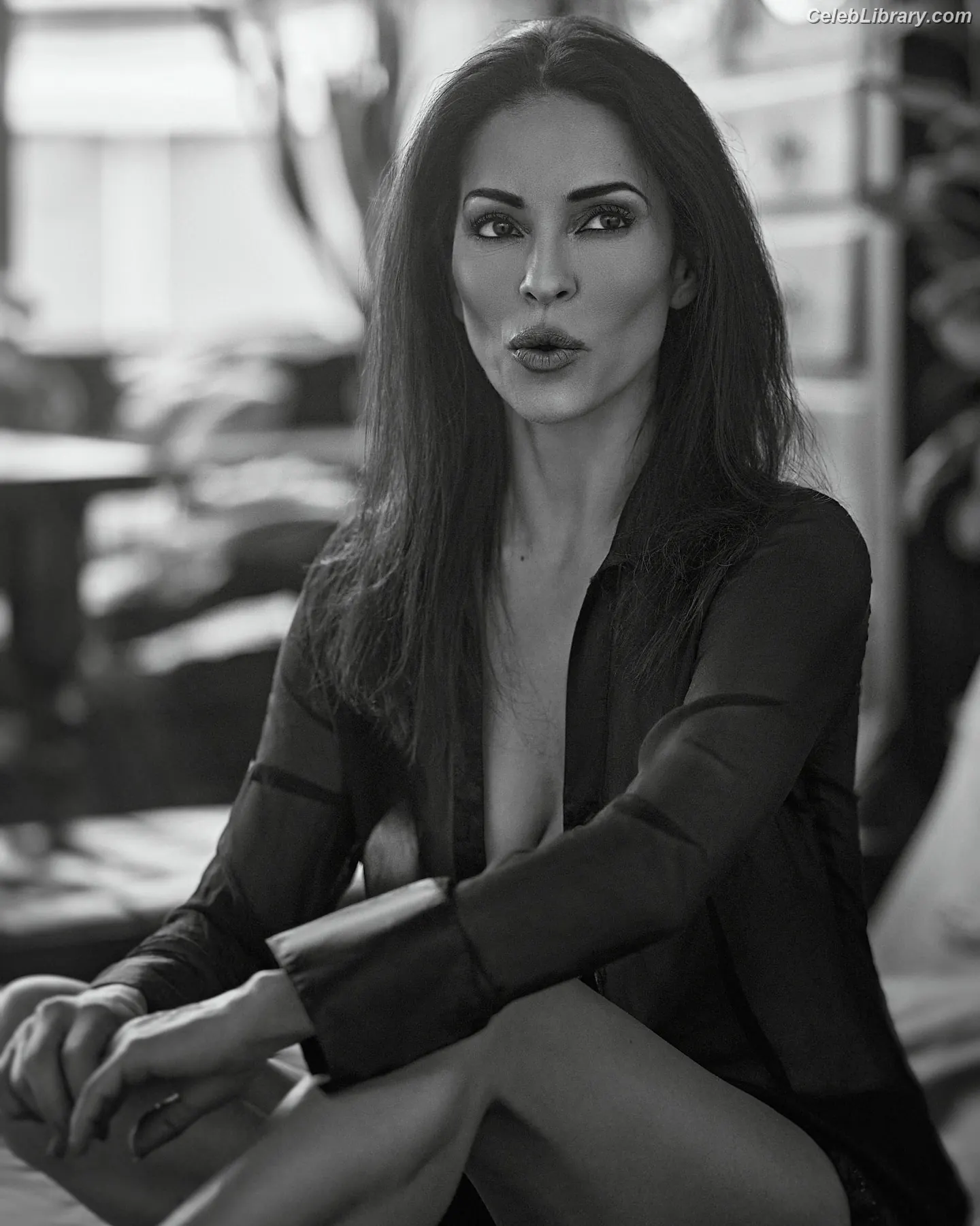 Emmanuelle Vaugier photo 11 of 20