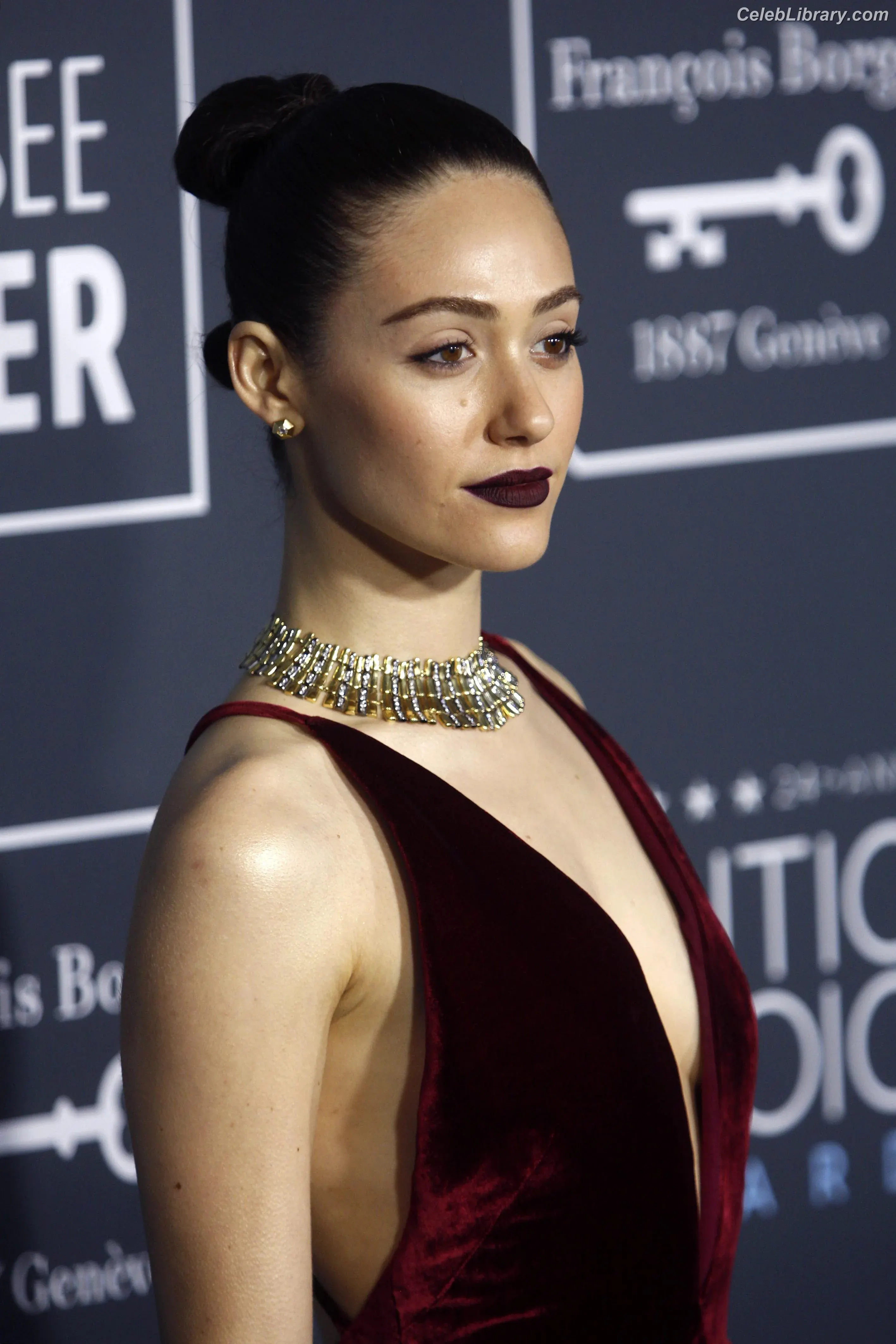 Emmy Rossum photo 10 of 531