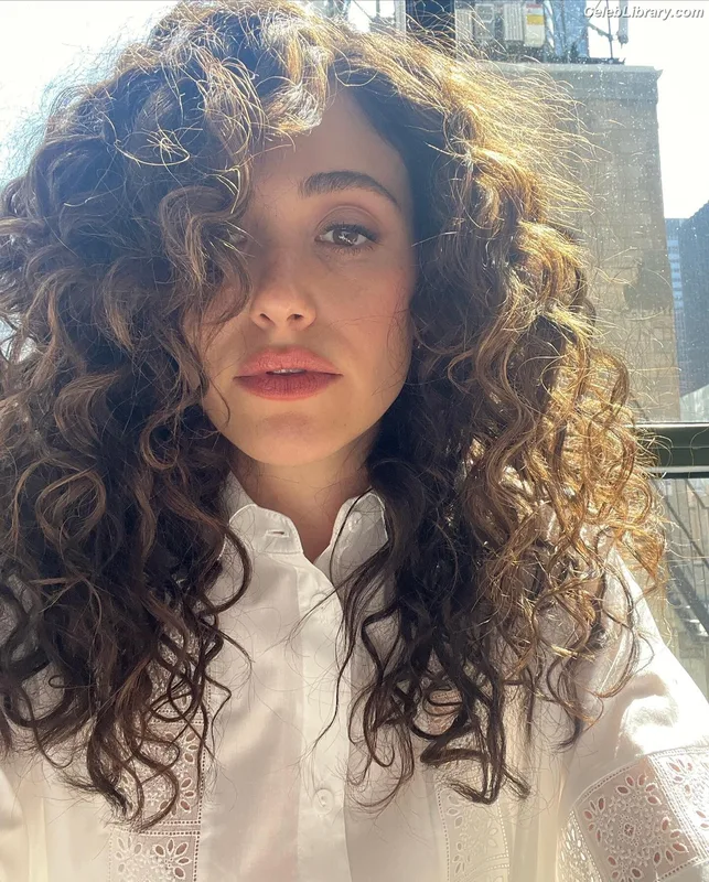 Emmy Rossum photo 7 of 531