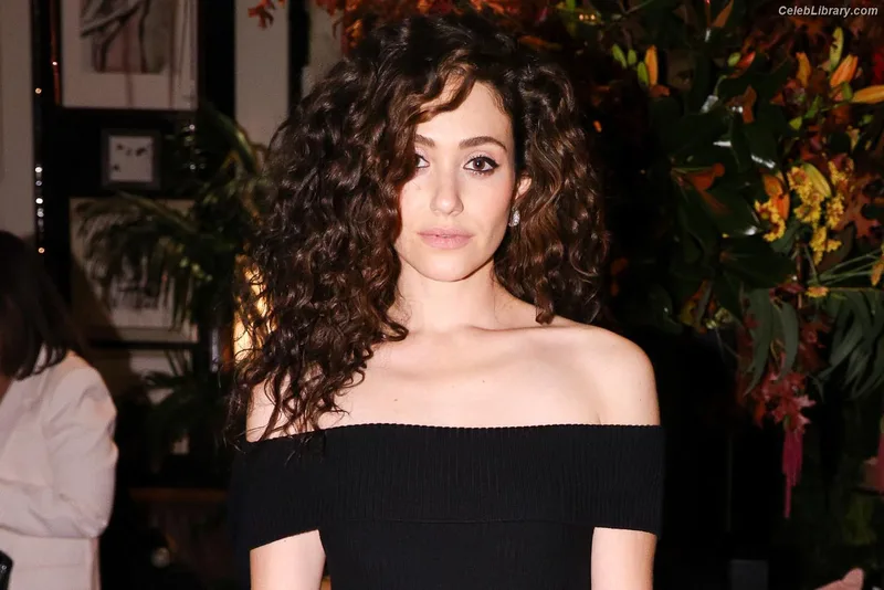 Emmy Rossum photo 20 of 531