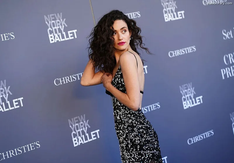 Emmy Rossum photo 6 of 531