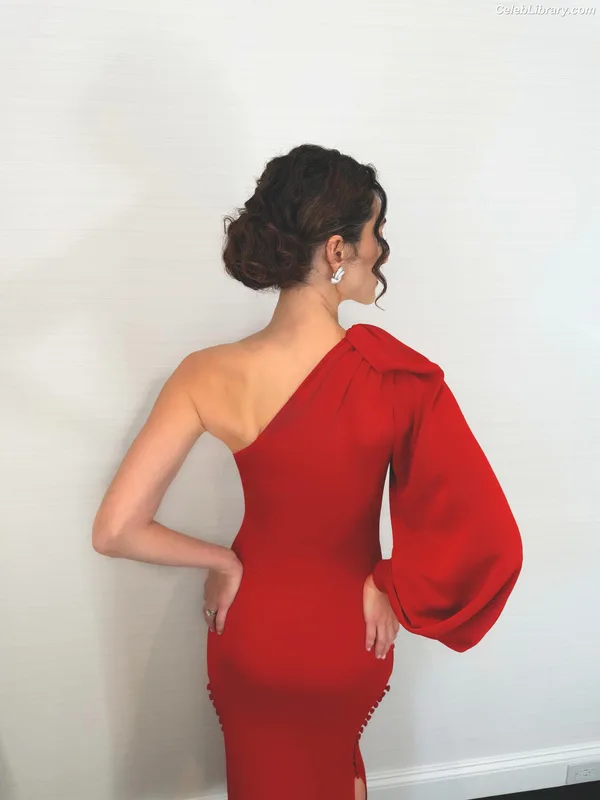 Emmy Rossum photo 3 of 531