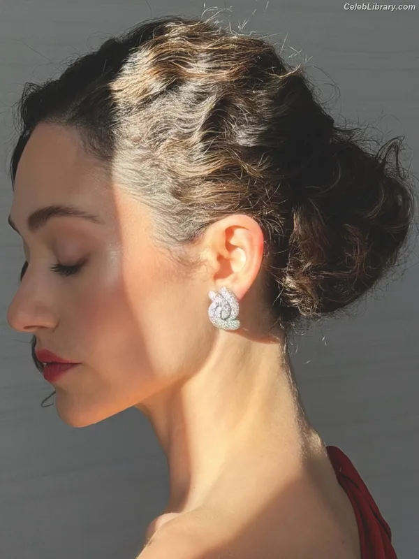 Emmy Rossum photo 4 of 531