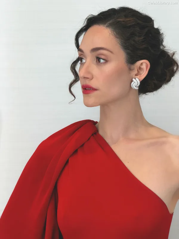 Emmy Rossum photo 6 of 531