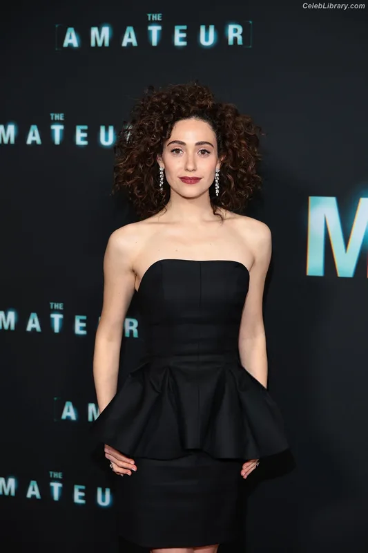 Emmy Rossum photo 6 of 531
