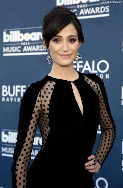 Emmy Rossum photo 14 of 531