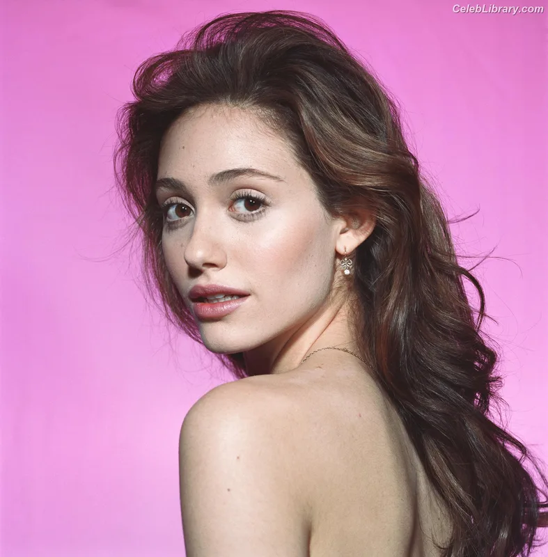 Emmy Rossum photo 3 of 531