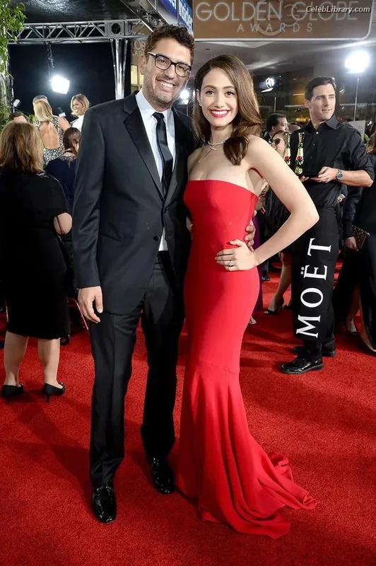 Emmy Rossum photo 17 of 531