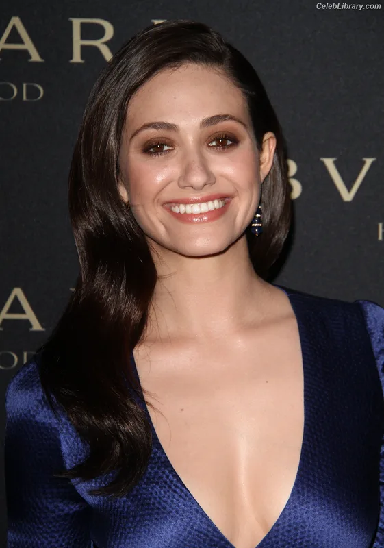 Emmy Rossum photo 2 of 531