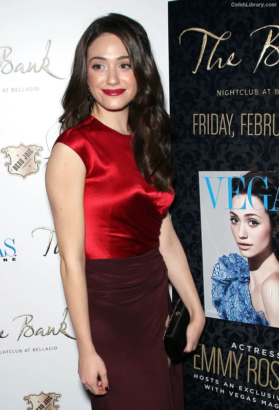 Emmy Rossum photo 7 of 531