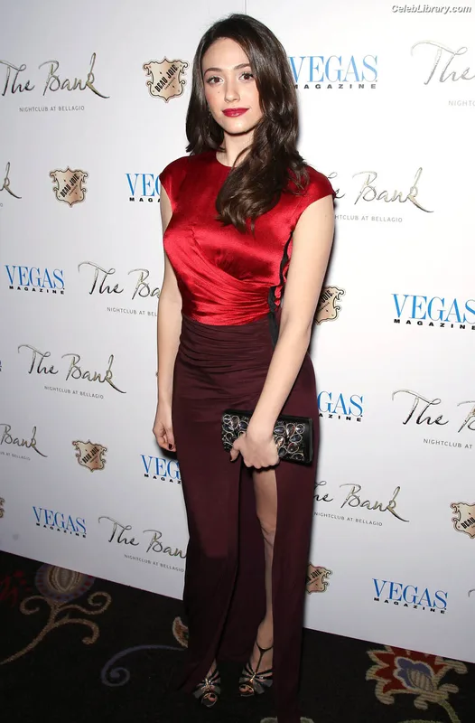 Emmy Rossum photo 9 of 531