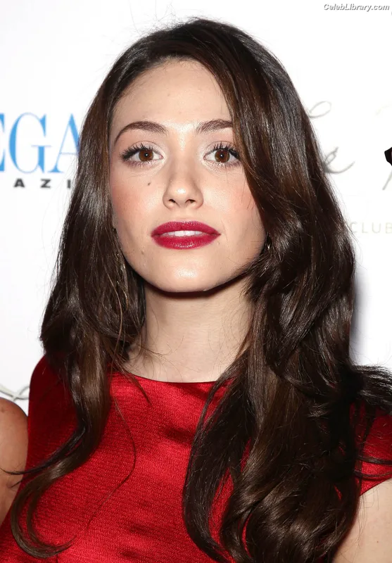 Emmy Rossum photo 16 of 531