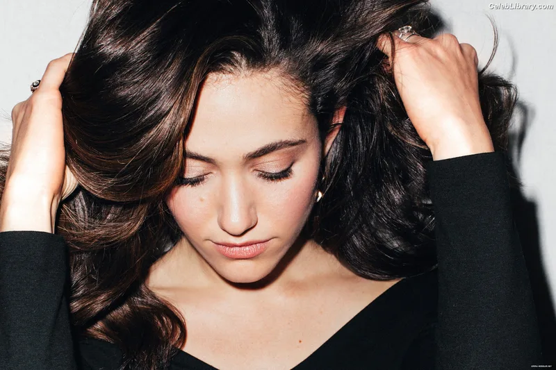 Emmy Rossum photo 23 of 531