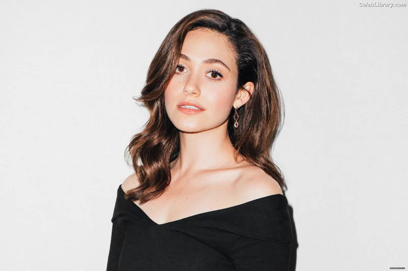 Emmy Rossum photo 1 of 531
