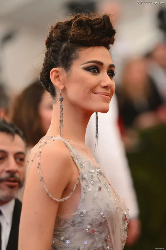 Emmy Rossum photo 3 of 531