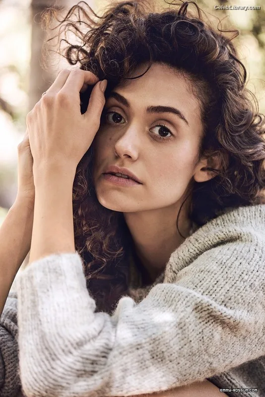 Emmy Rossum photo 15 of 531