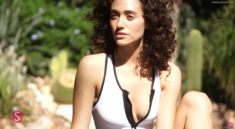 Emmy Rossum photo 21 of 531