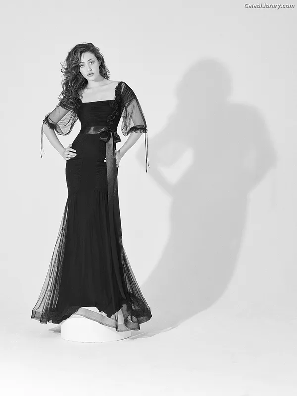 Emmy Rossum photo 23 of 531