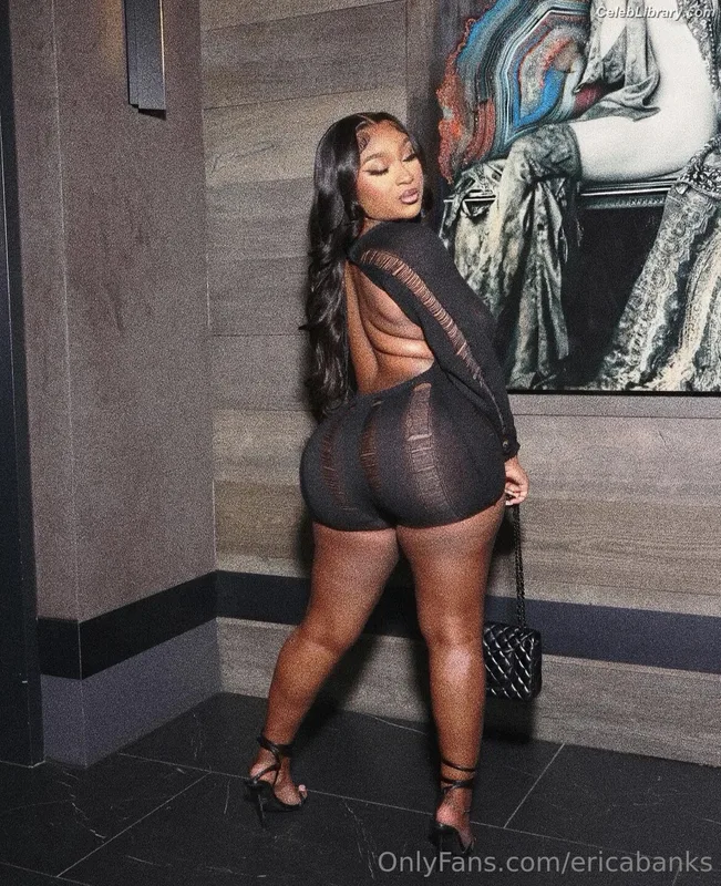 Erica Banks photo 1 of 57