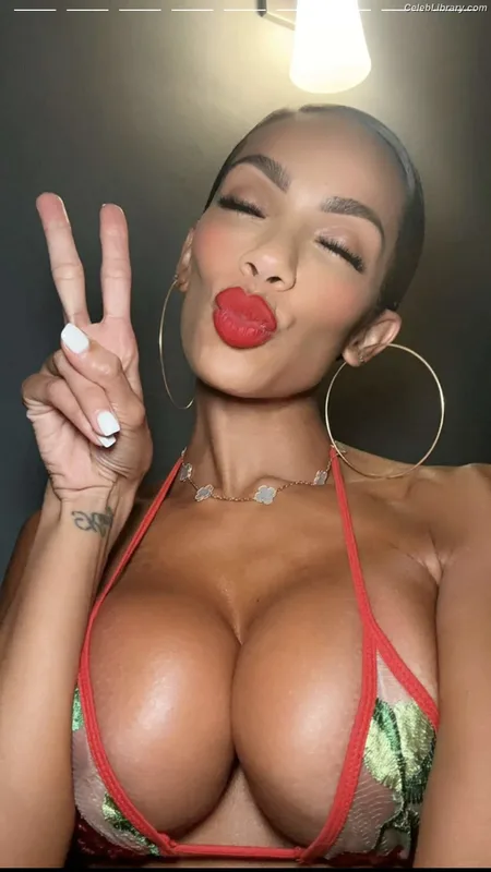 Erica Mena photo 9 of 73