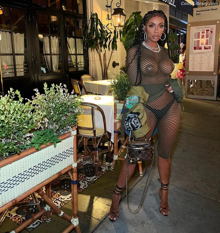 Erica Mena photo 18 of 73
