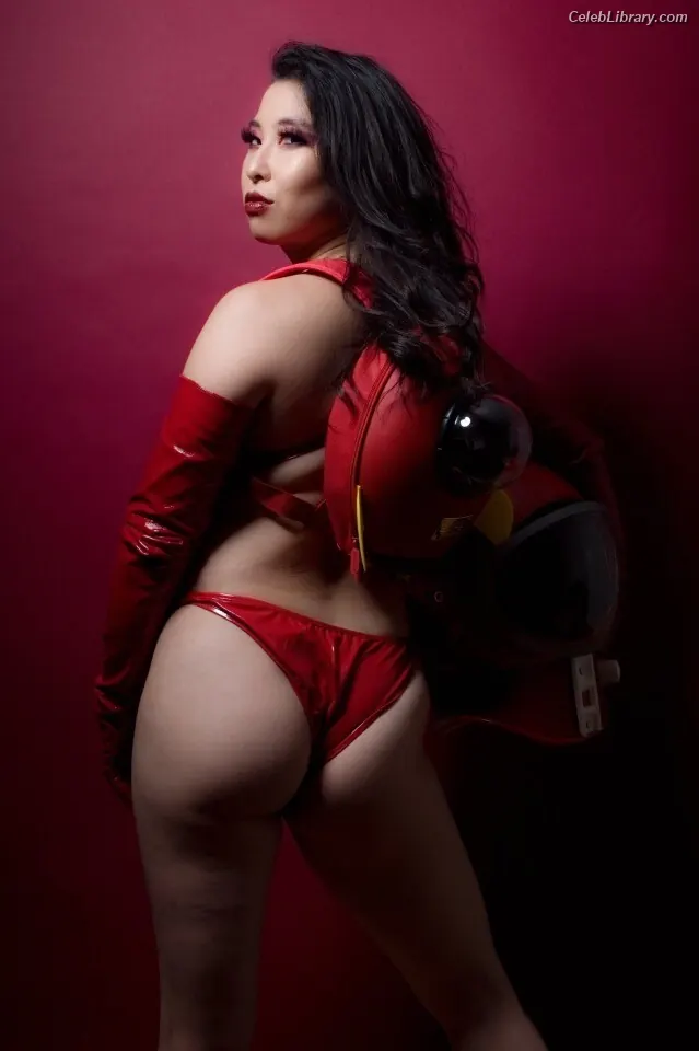 Erika Ishii photo 21 of 332