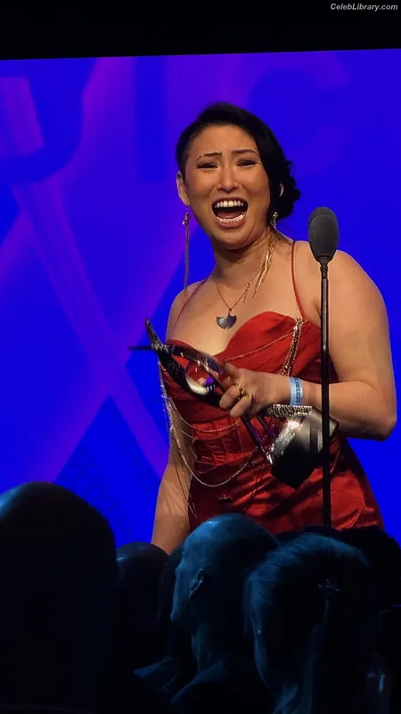 Erika Ishii photo 21 of 333