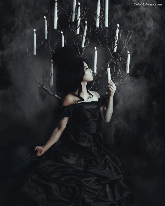 Erika Ishii photo 17 of 333