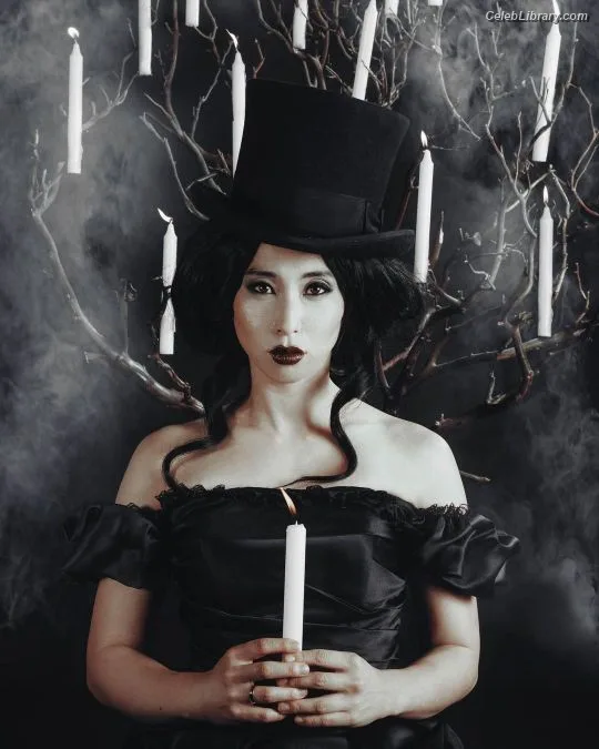 Erika Ishii photo 18 of 333