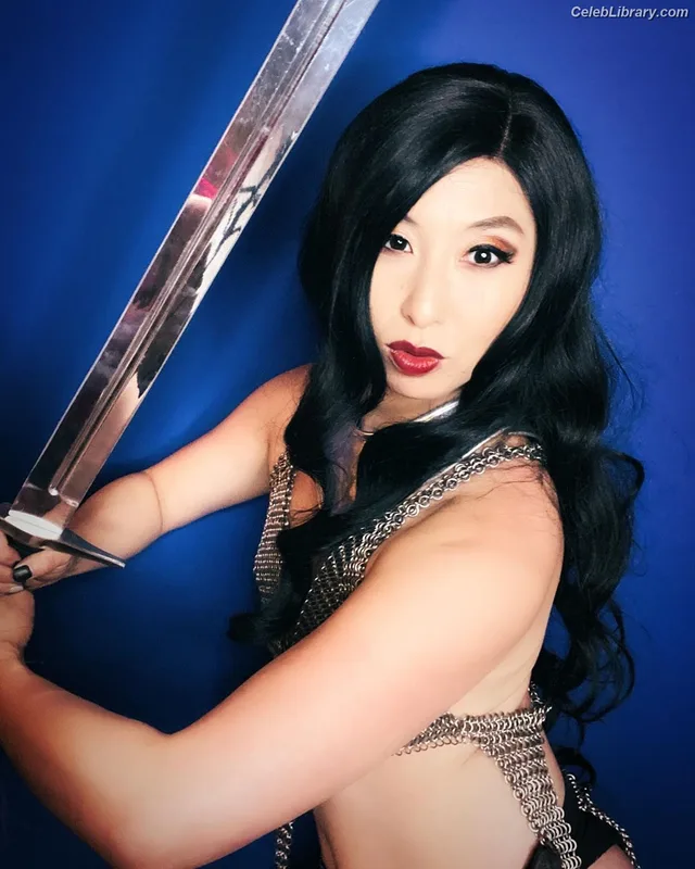 Erika Ishii photo 20 of 333