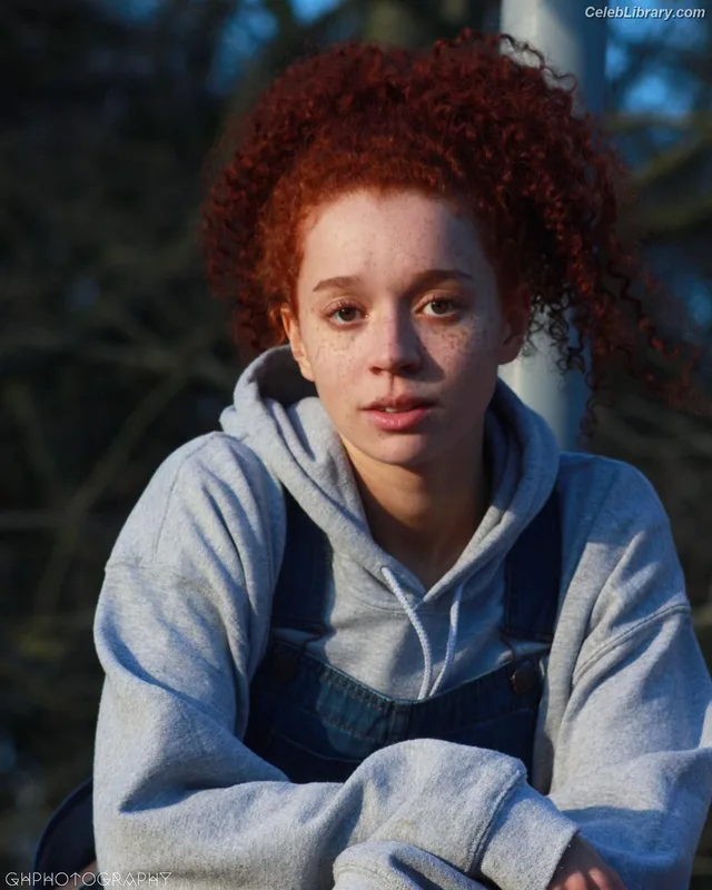 Erin Kellyman photo 2 of 50