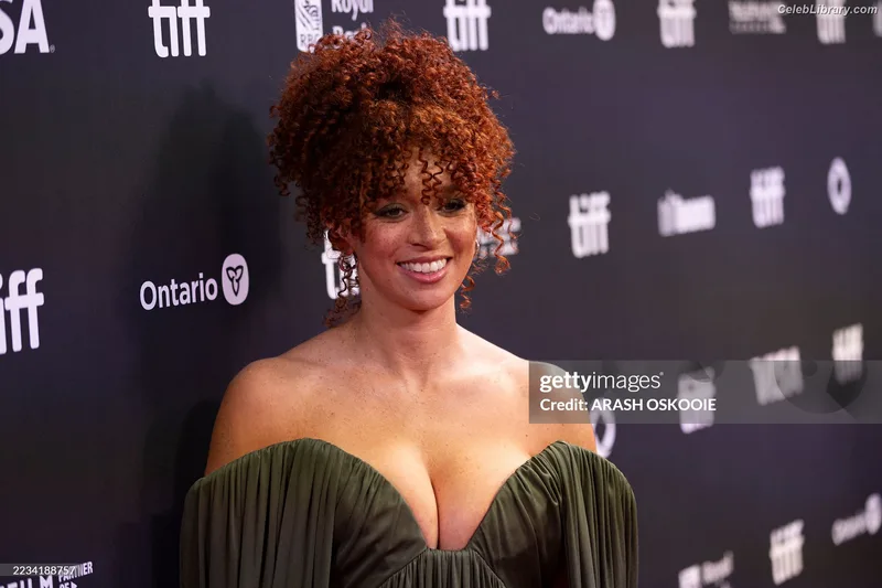 Erin Kellyman photo 23 of 50