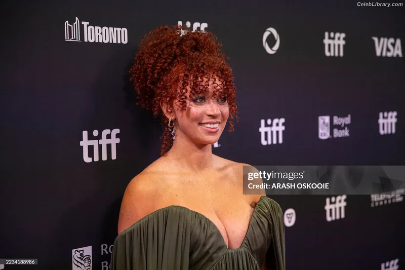 Erin Kellyman photo 5 of 50