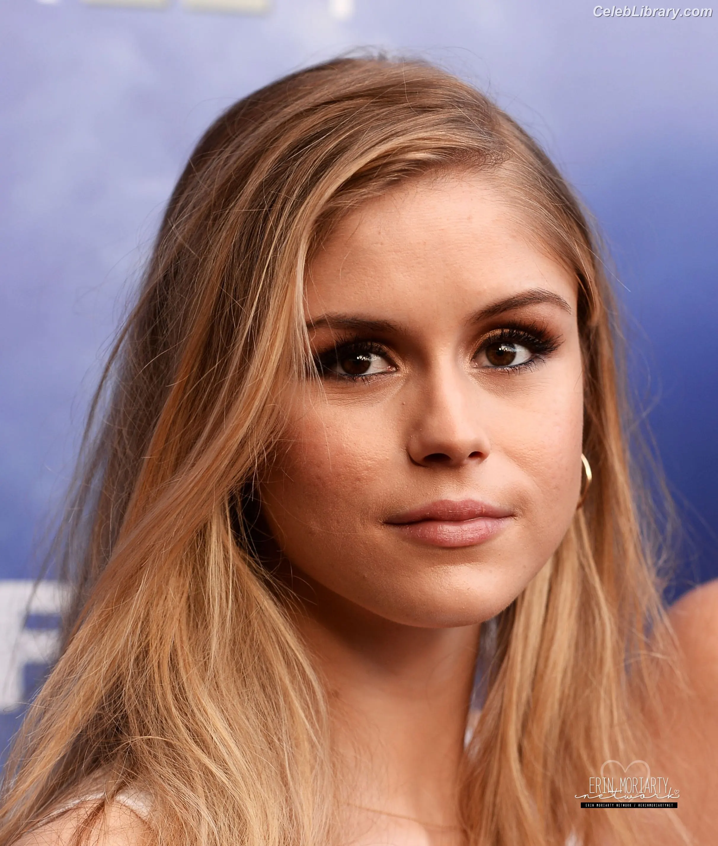 Erin Moriarty photo 7 of 978