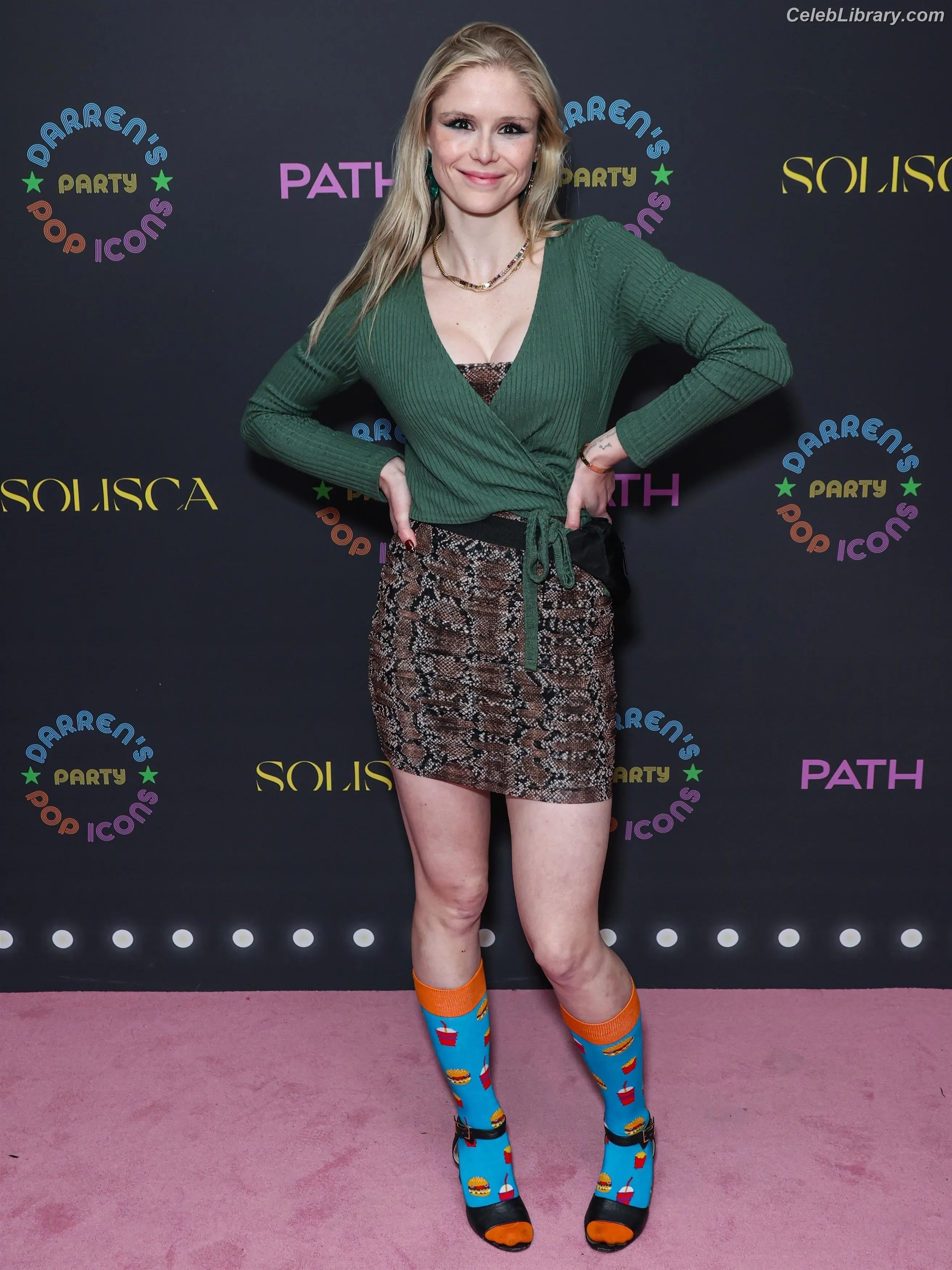Erin Moriarty photo 9 of 978