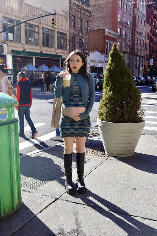 Esther Povitsky photo 19 of 179