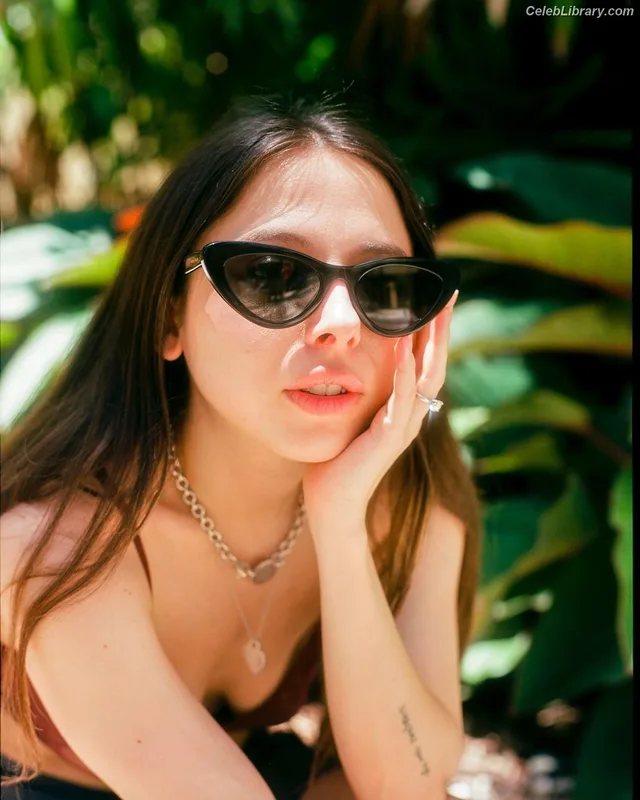 Esther Povitsky photo 1 of 179