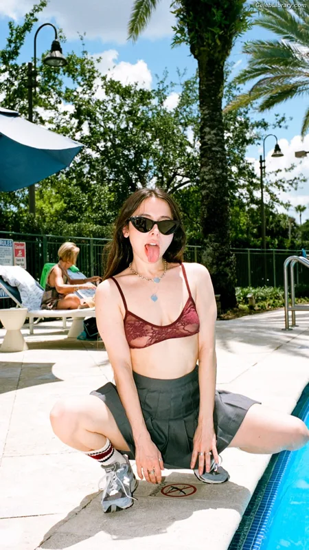 Esther Povitsky photo 10 of 179