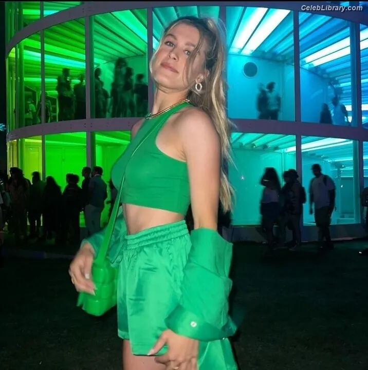 Eugenie Bouchard photo 5 of 439
