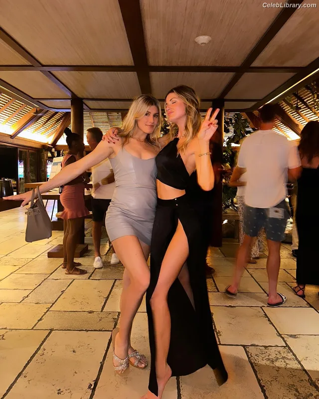 Eugenie Bouchard photo 5 of 440