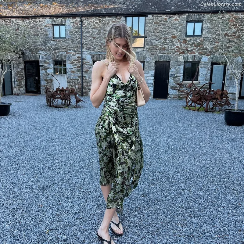 Eugenie Bouchard photo 20 of 440