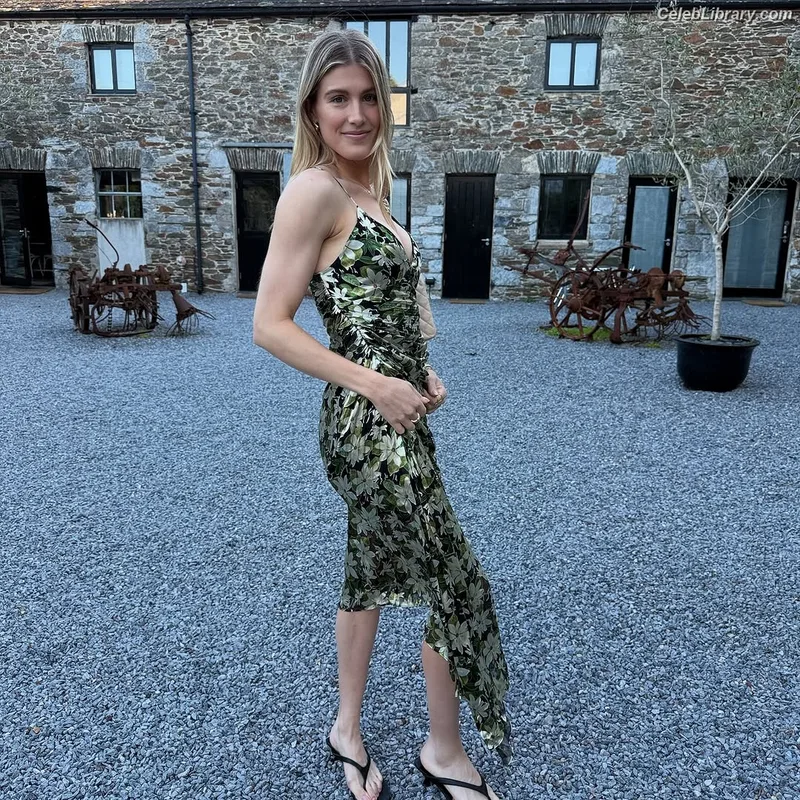 Eugenie Bouchard photo 21 of 440