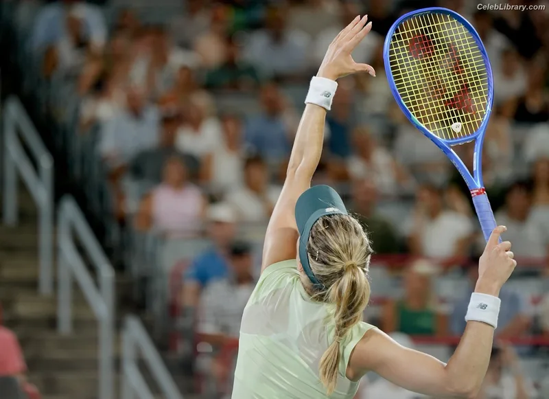 Eugenie Bouchard photo 5 of 440