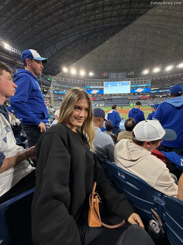 Eugenie Bouchard photo 20 of 440