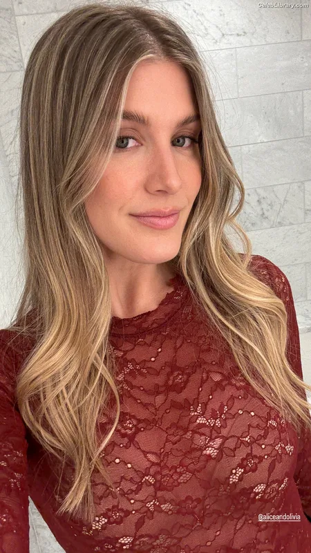Eugenie Bouchard photo 9 of 440
