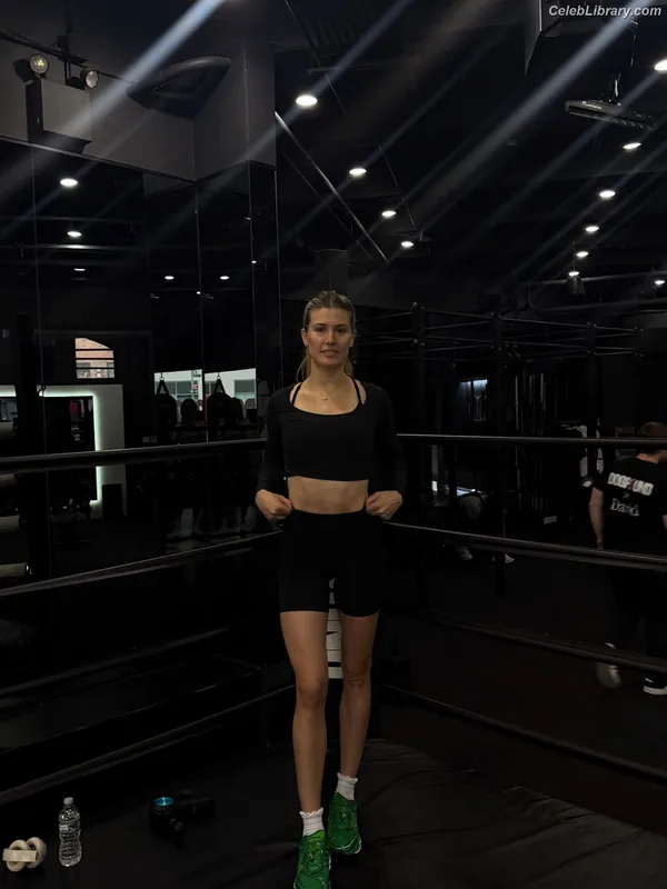 Eugenie Bouchard photo 15 of 440