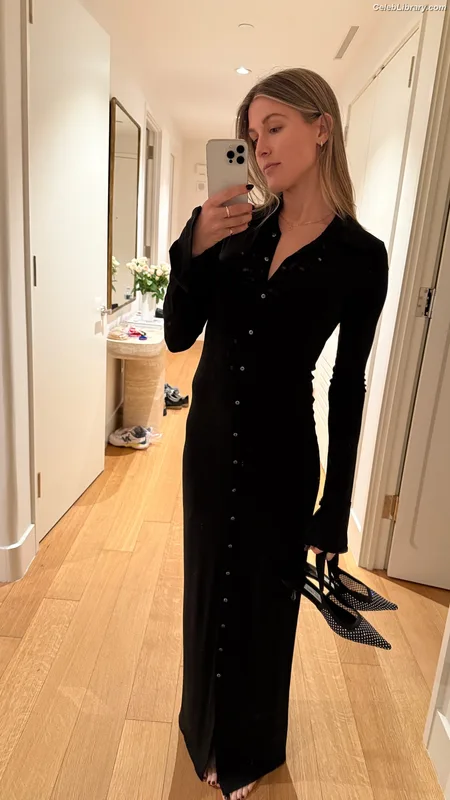 Eugenie Bouchard photo 21 of 440