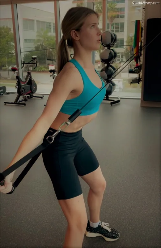 Eugenie Bouchard photo 12 of 440