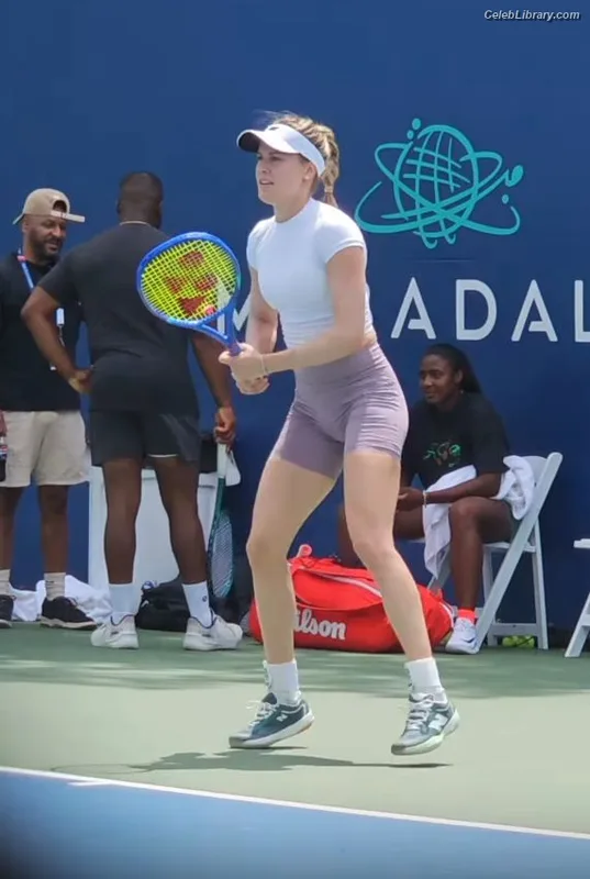 Eugenie Bouchard photo 14 of 440